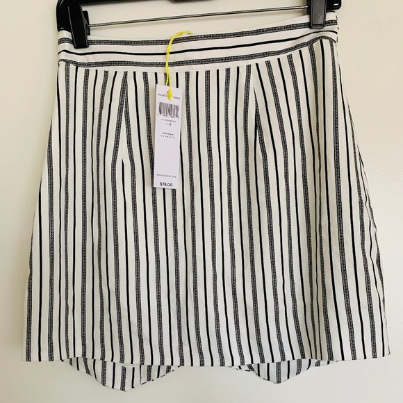 BCBGeneration Skirt Striped Buttons - Picture 3 of 6